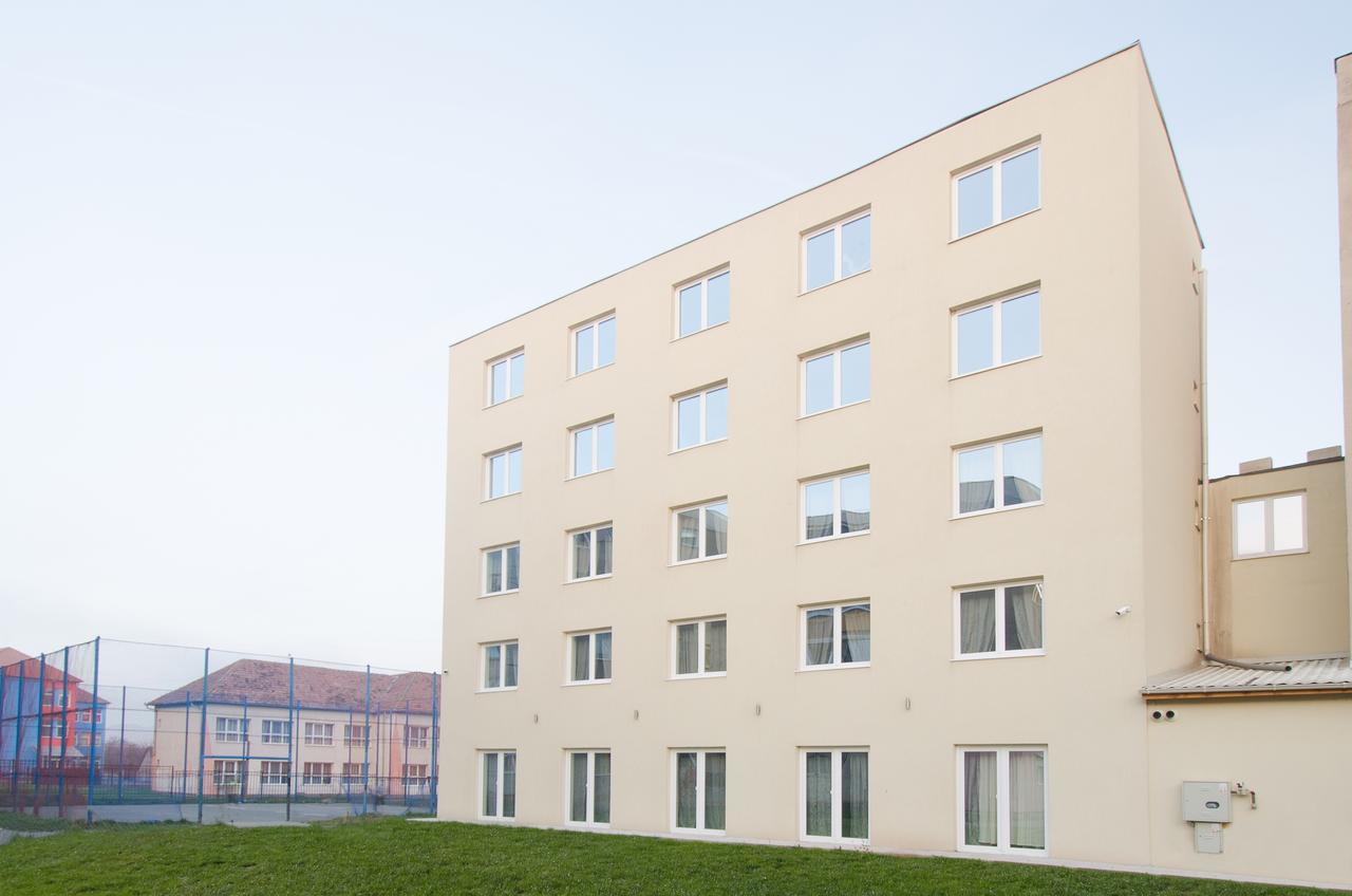 Hotel Eka Sebeş Zewnętrze zdjęcie