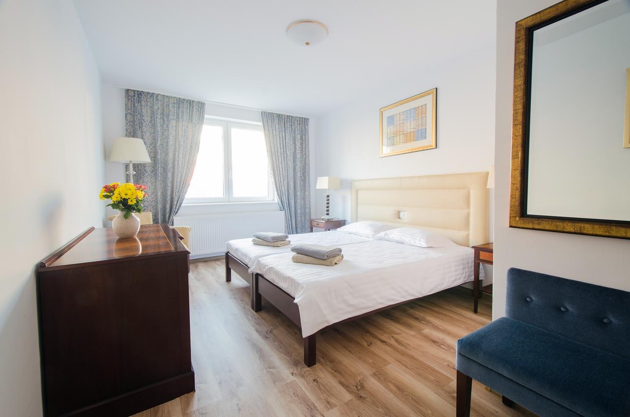 Hotel Eka Sebeş Zewnętrze zdjęcie