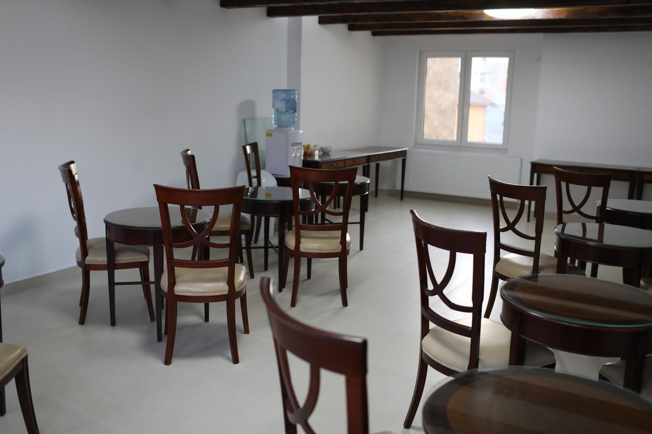 Hotel Eka Sebeş Zewnętrze zdjęcie